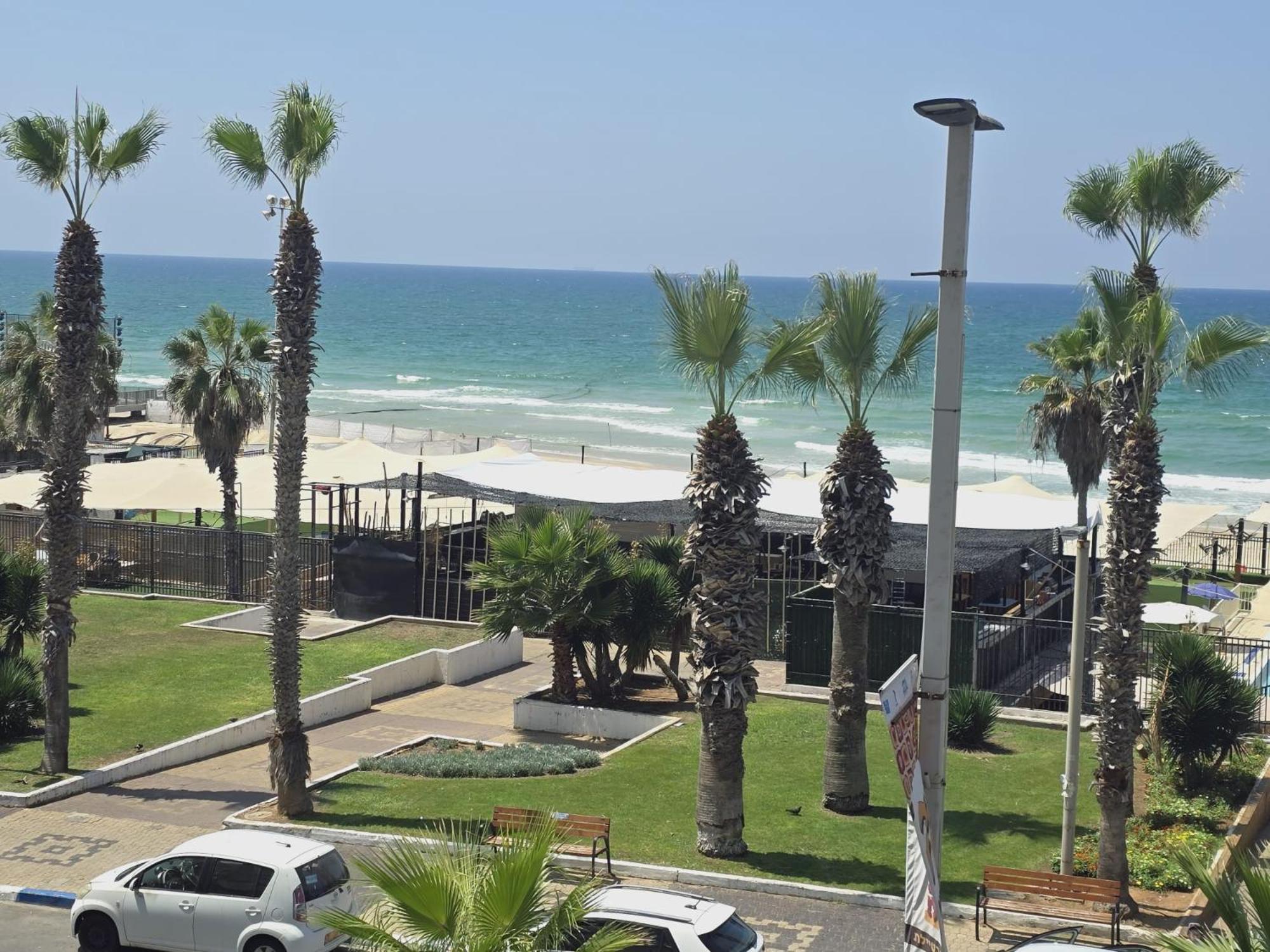 Gk Apartment Beauty Bat Yam Luaran gambar
